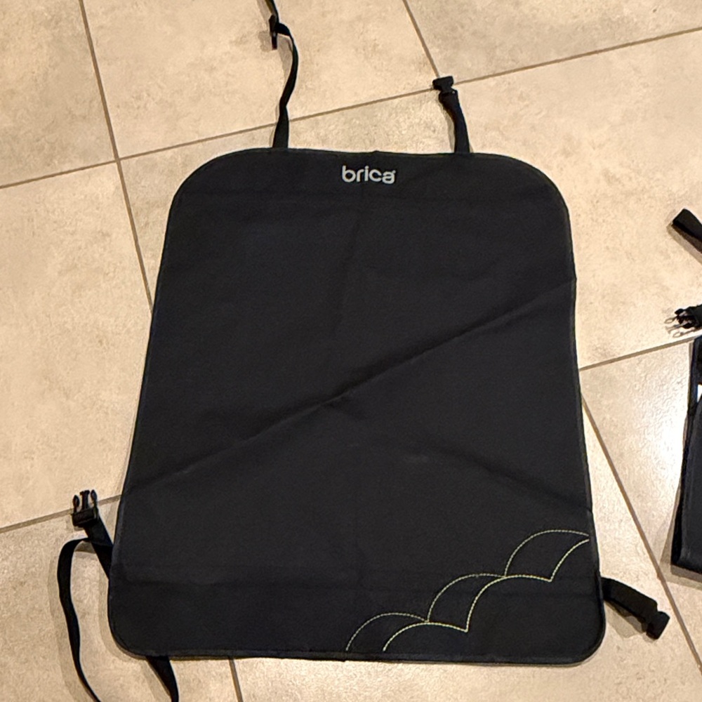 Brica car protector kick mat
